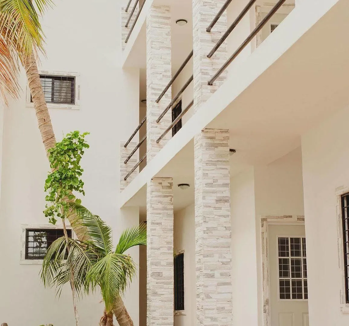 Condotel Ca'Del Sol Playa del Carmen